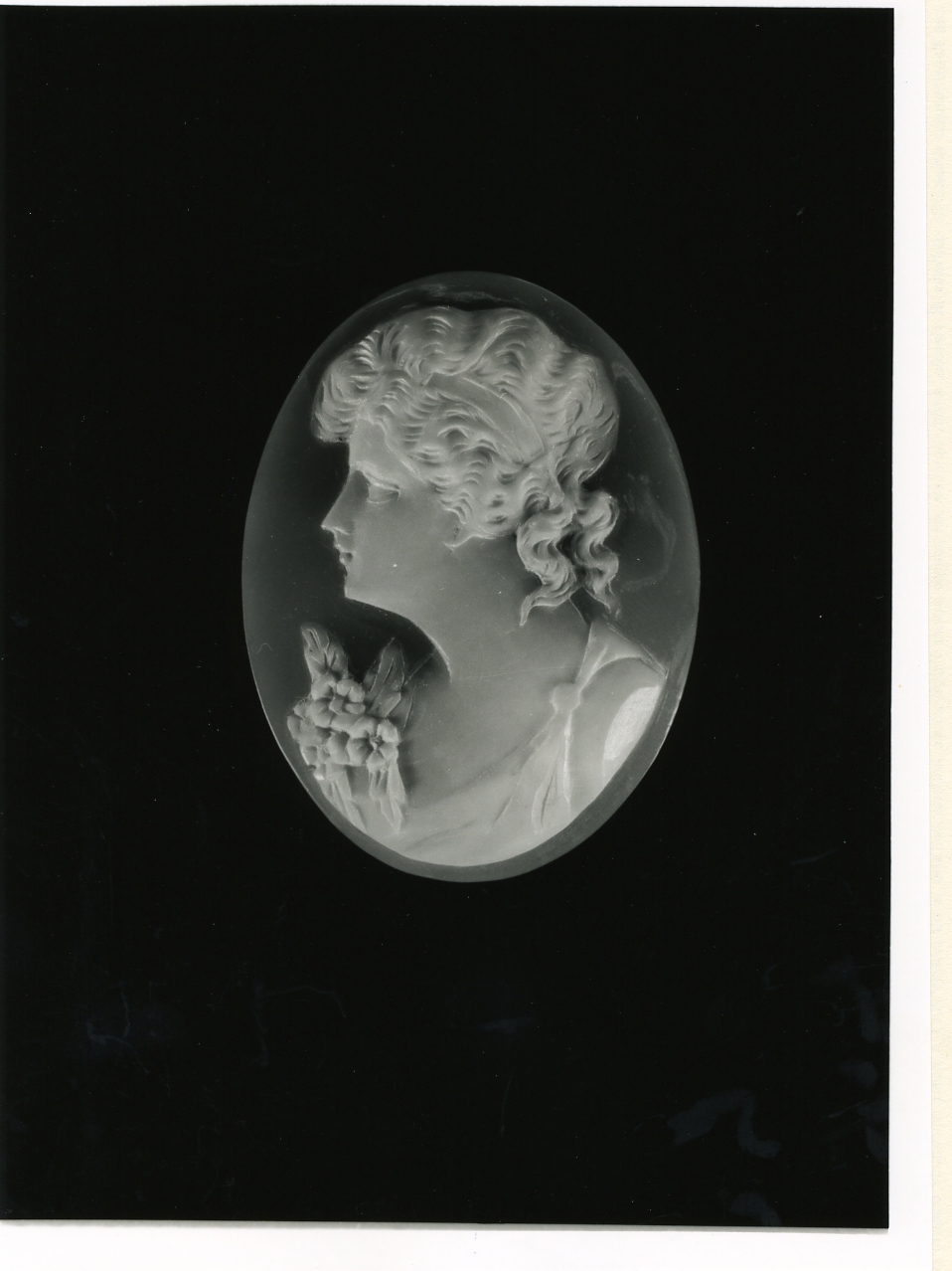 testa di donna (cammeo) - manifattura napoletana (inizio sec. XX)