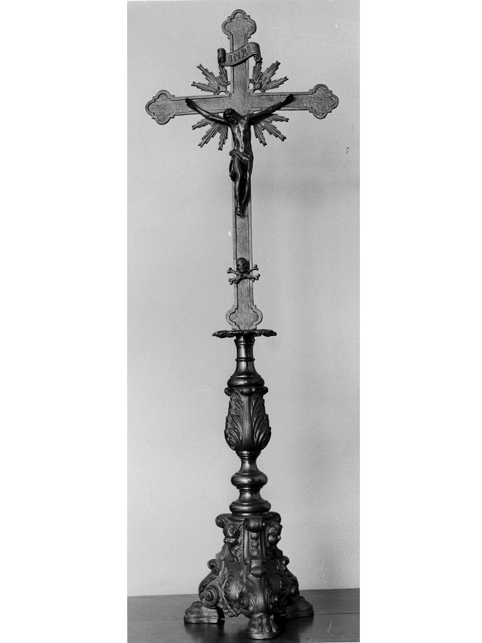 croce d'altare - bottega napoletana (prima metà sec. XX)