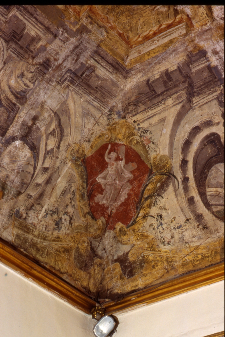 figura allegorica femminile (soffitto dipinto, elemento d'insieme) - ambito napoletano (fine sec. XVIII)