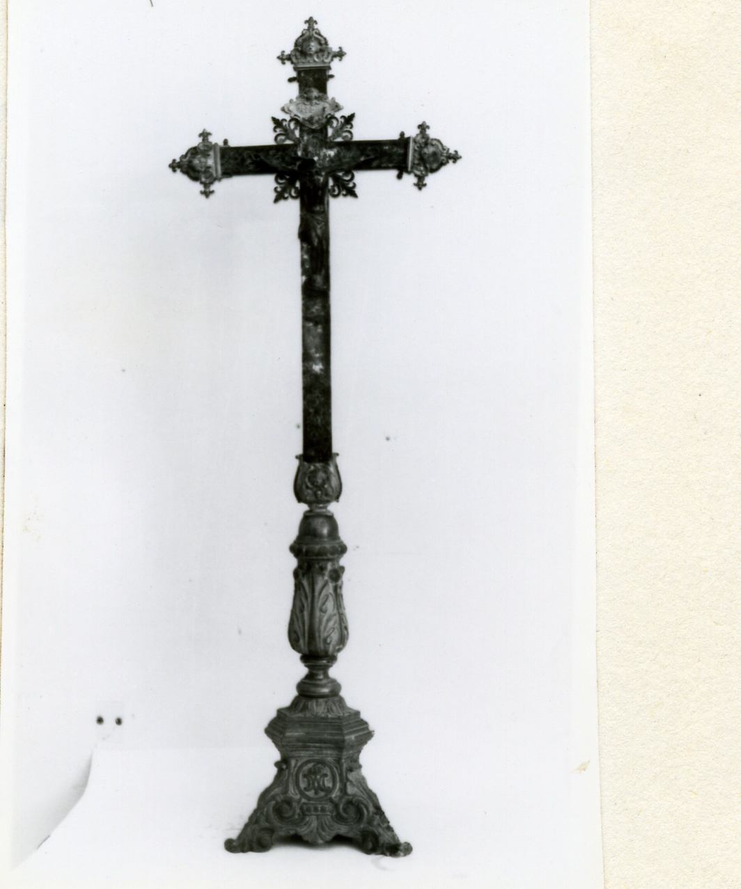 croce d'altare - bottega napoletana (metà sec. XIX)