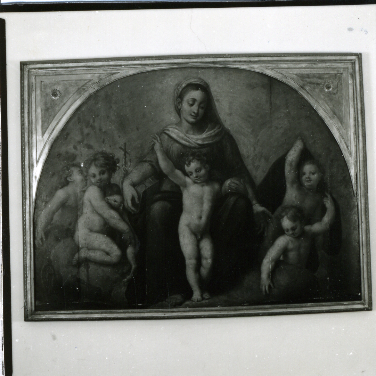 Madonna con Bambino e San Giovannino (dipinto) di Santafede Fabrizio (seconda metà sec. XVI)