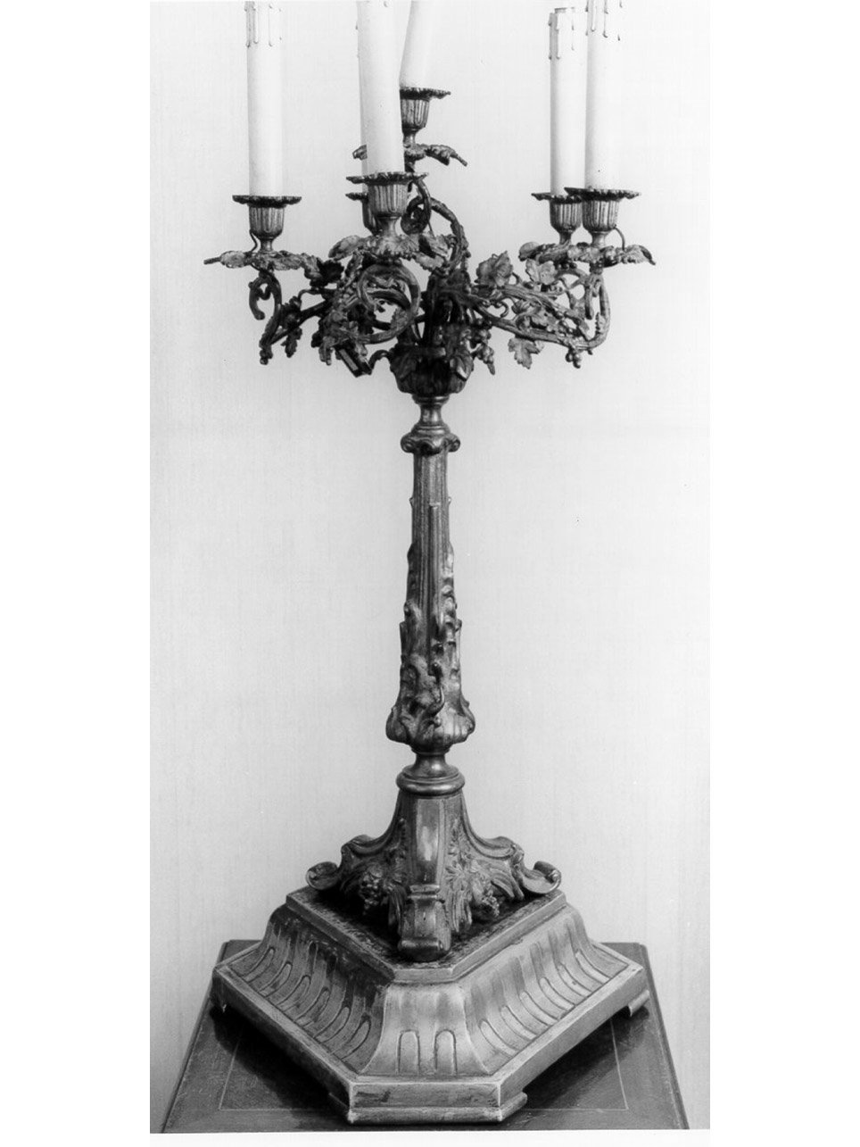 candelabro, serie - bottega napoletana (metà sec. XIX)