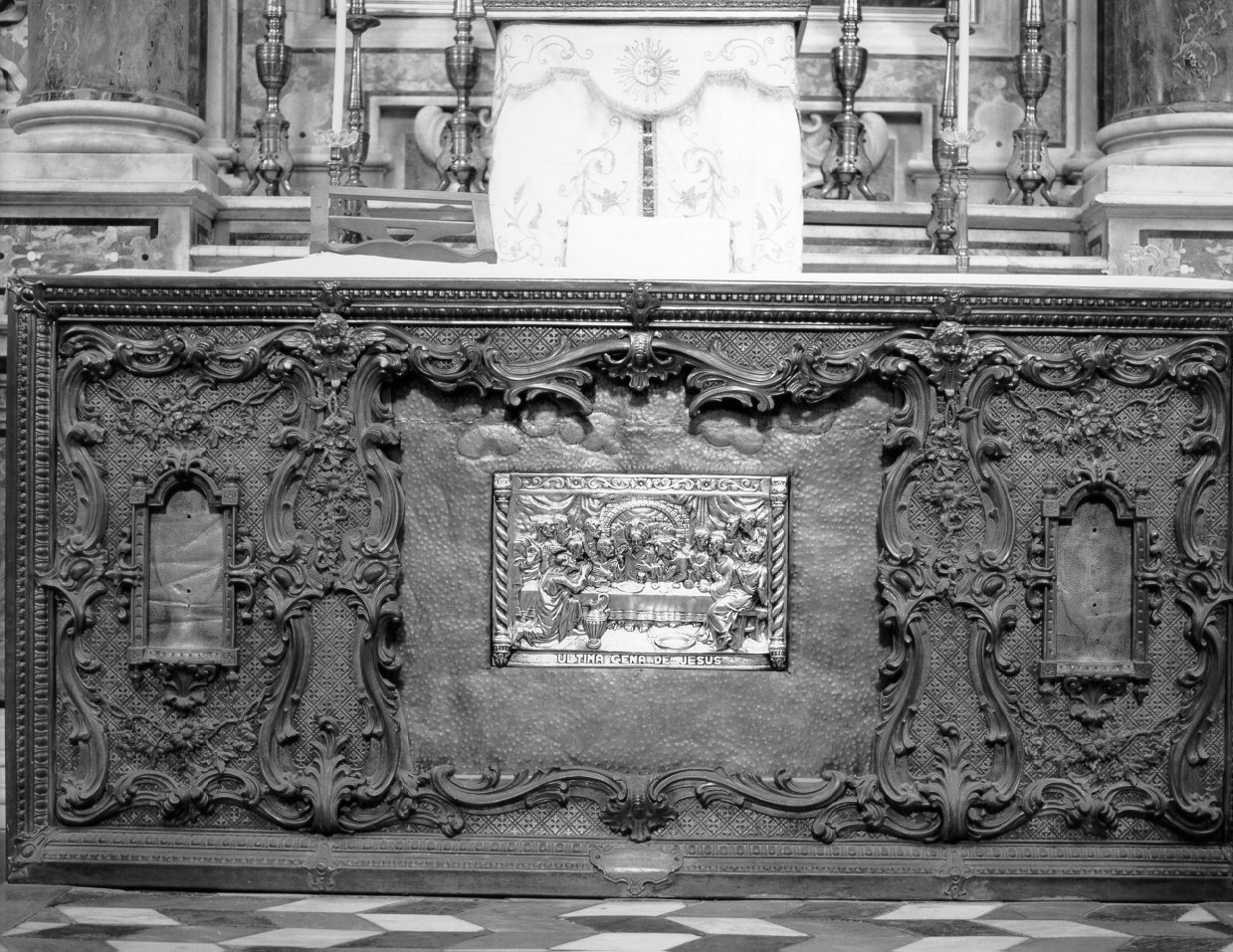 altare, elemento d'insieme - bottega napoletana (prima metà sec. XX)
