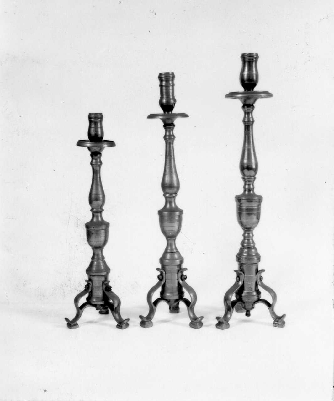 candeliere d'altare, serie - bottega napoletana (fine sec. XIX)