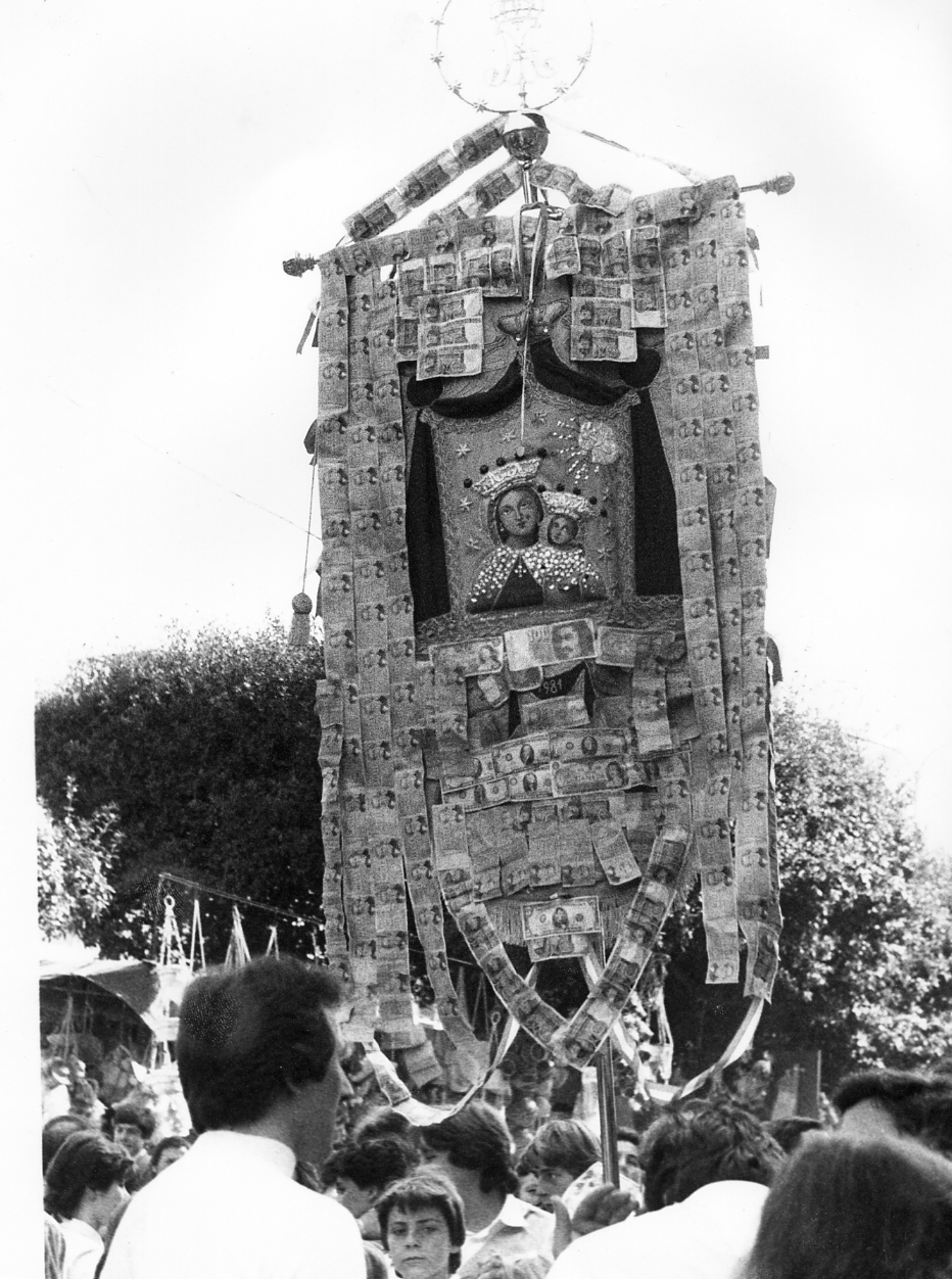 Madonna dell'Arco con Bambino (stendardo processionale) - manifattura napoletana (sec. XX)
