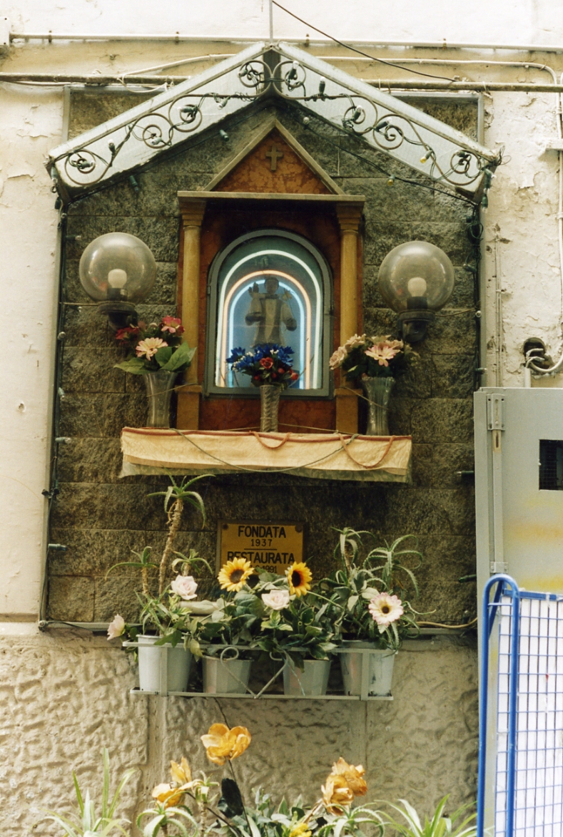 Madonna del Carmelo (edicola) - bottega campana (sec. XX)
