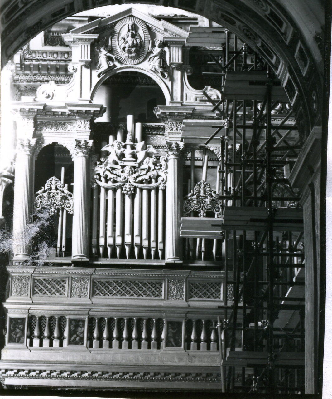 cassa d'organo, serie di Infanti Achille, Di Bartolomeo Dionisio (inizio sec. XVII)