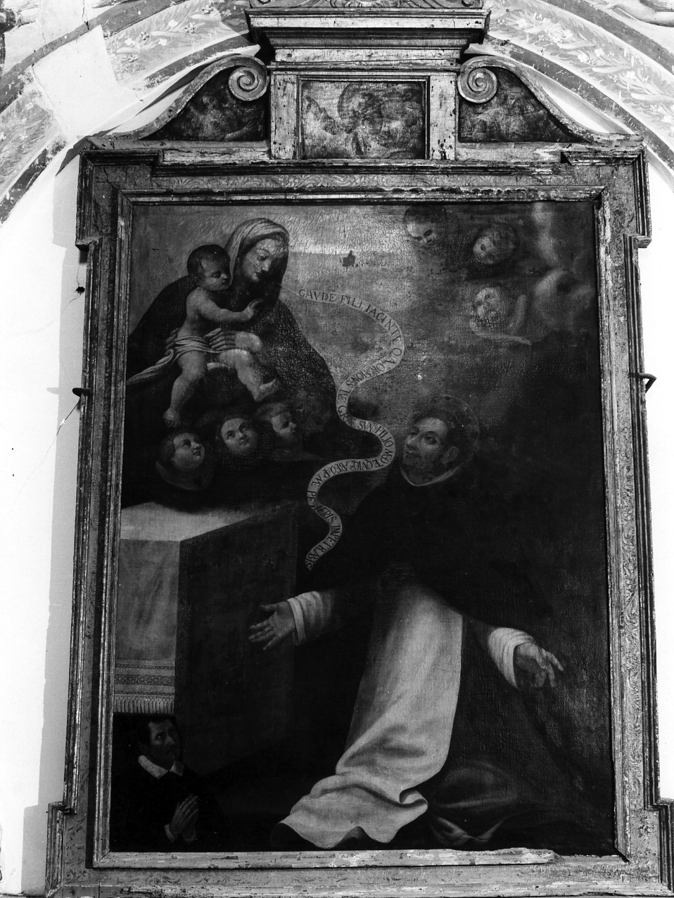 Madonna con Bambino e Santi (pala d'altare) di Calise Cesare (sec. XVII)