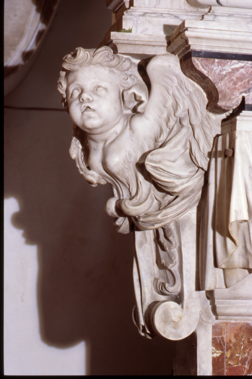 putto (statua, elemento d'insieme) di Vaccaro Domenico Antonio (sec. XVIII)