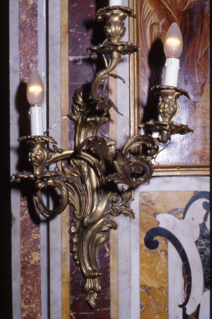 lampada - a muro, serie - bottega greca (seconda metà sec. XVIII)