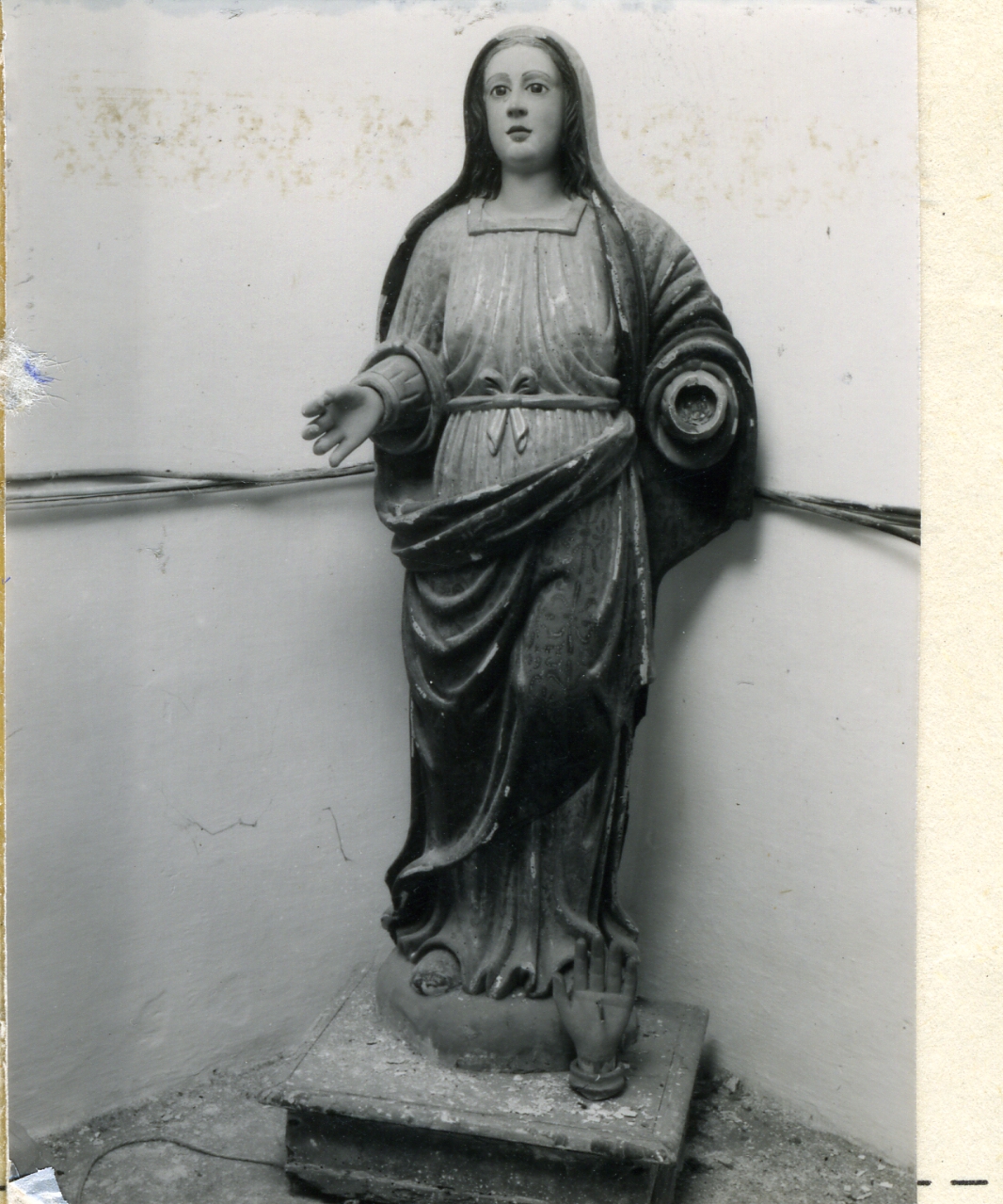 Madonna del Rosario (statua) - bottega campana (seconda metà sec. XVII)