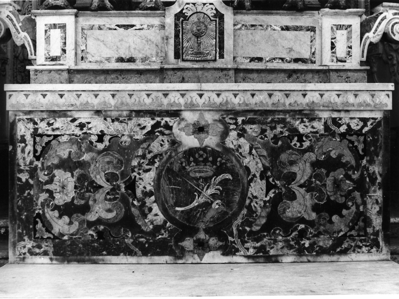 altare - bottega napoletana (secondo quarto sec. XVII)