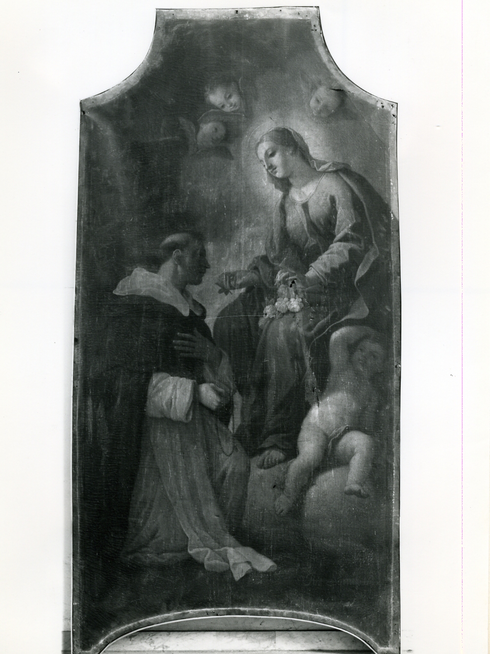 Madonna del Rosario con San Domenico (dipinto) di Sarnelli Antonio (sec. XVIII)