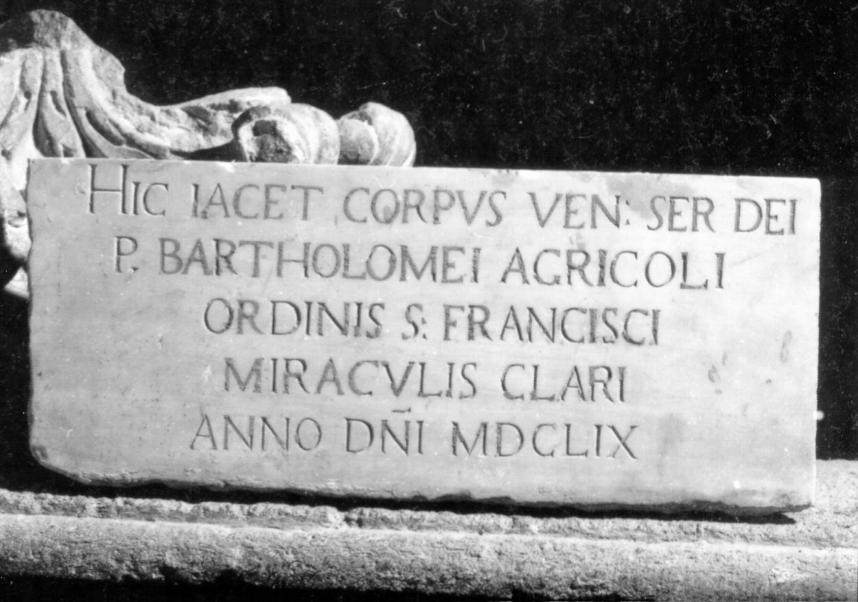 lapide tombale - bottega napoletana (sec. XVII)