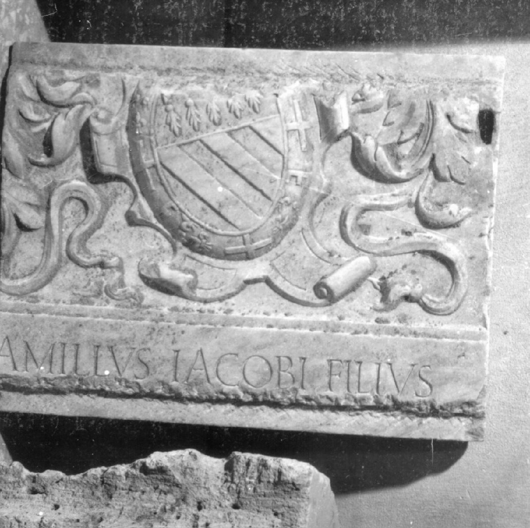 rilievo, frammento - bottega napoletana (metà sec. XVI)