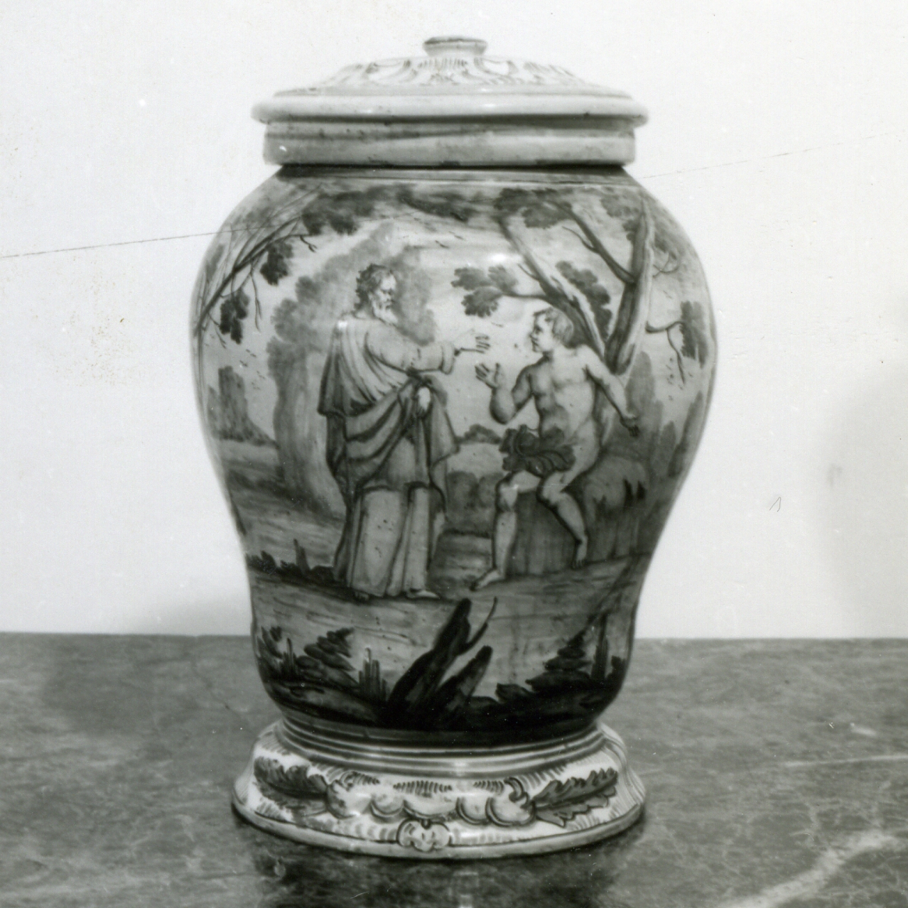 creazione di Adamo (vaso da farmacia, serie) di Massa Donato (e aiuti) (metà sec. XVIII)