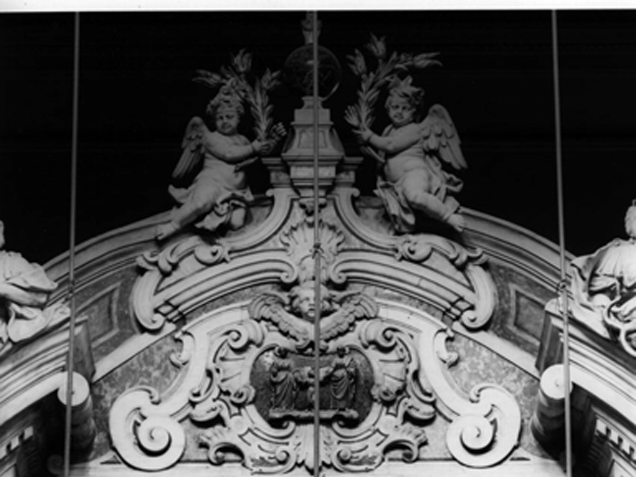 allegoria della carita' e della speranza (decorazione plastica, complesso decorativo) di Guglielmelli Arcangelo (sec. XVIII)