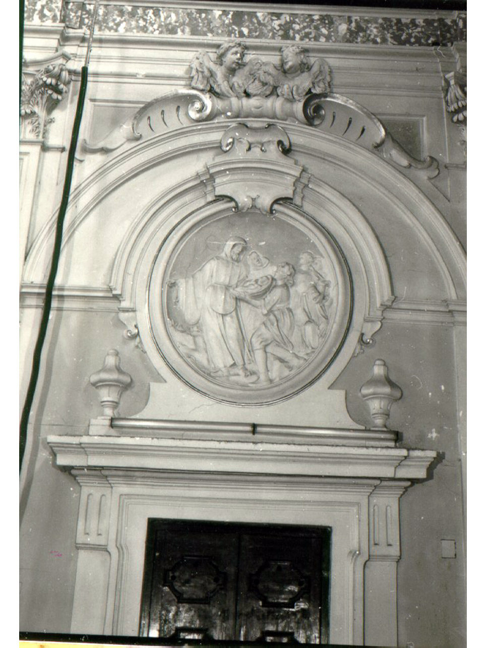risanamento dell'operaio (rilievo) di Catuogno Domenico, Vaccaro Domenico Antonio (sec. XVIII)