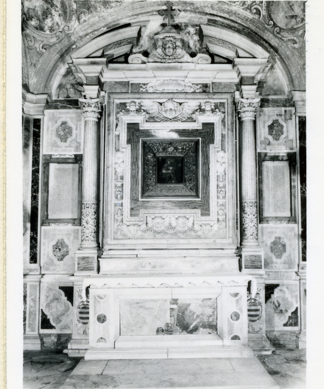 mostra d'altare, elemento d'insieme di Galluccio Giovan Antonio, Lazzari Jacopo (sec. XVII)