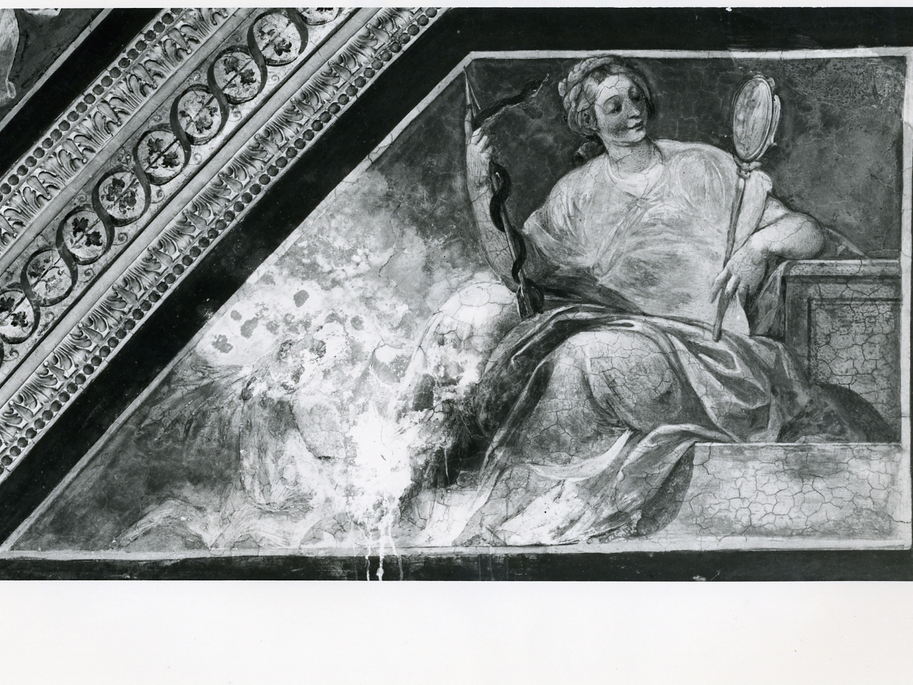 allegoria della Religione (dipinto, elemento d'insieme) di Corenzio Belisario (sec. XVII)