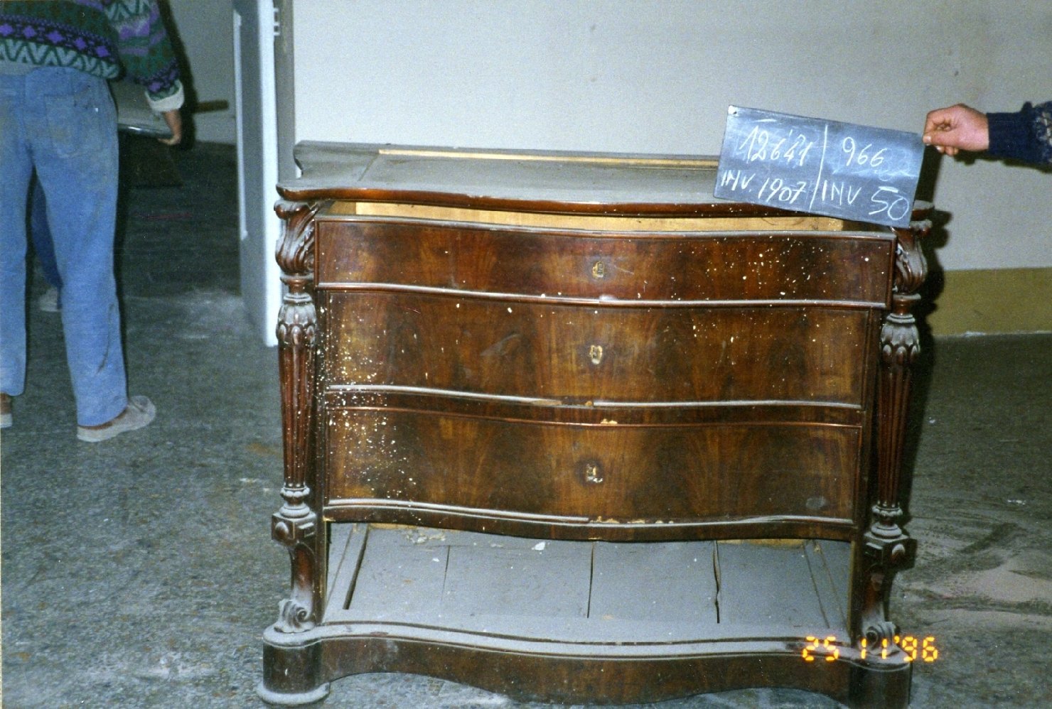 sedia, frammento - bottega campana (inizio sec. XX)