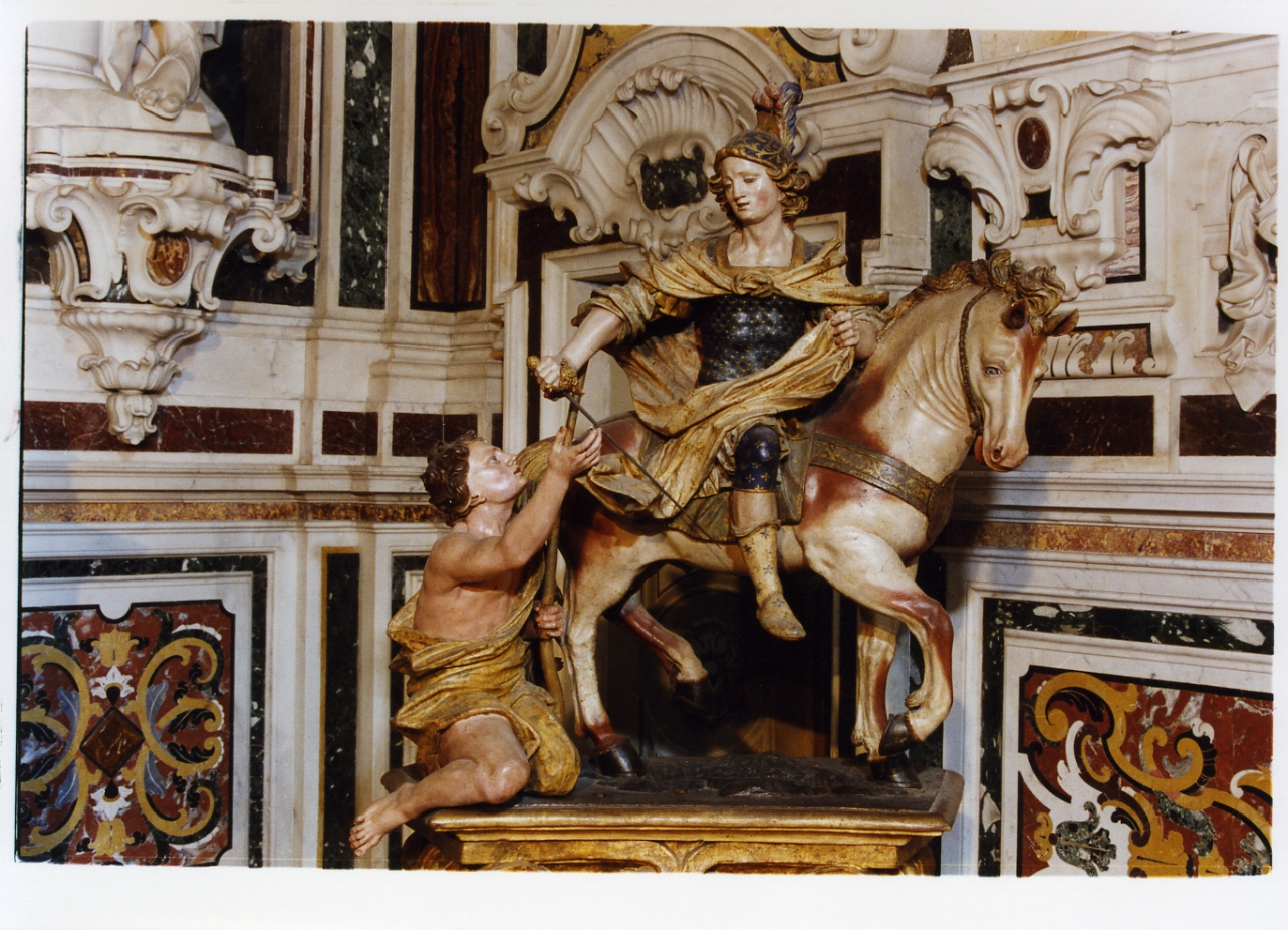 San Martino dona parte del mantello al povero (gruppo scultoreo) di Patalano Gaetano (sec. XVII)