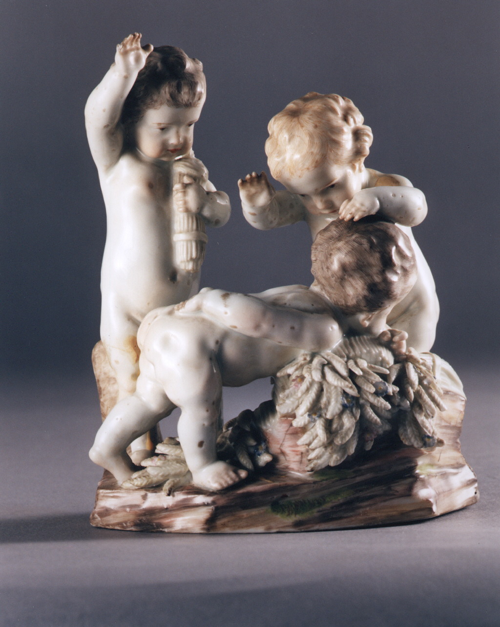 putti (scultura miniaturistica) - manifattura di Meissen (sec. XVIII)