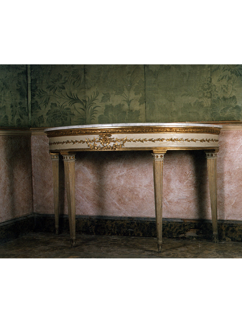 motivi decorativi vegetali (console) - bottega napoletana (ultimo quarto sec. XIX)