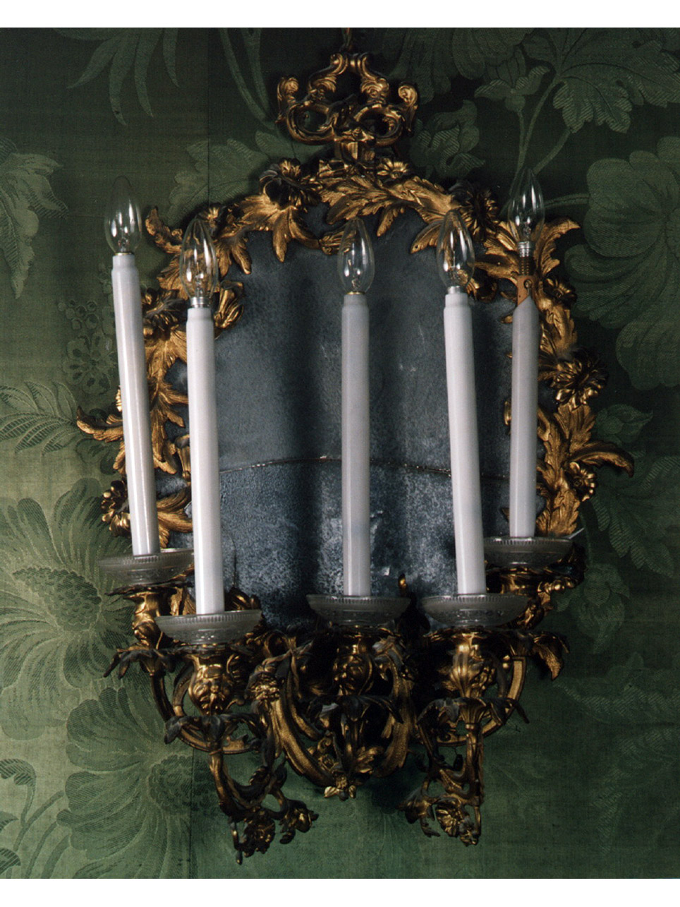 motivi decorativi vegetali (candeliere da parete) - bottega francese (seconda metà sec. XIX)