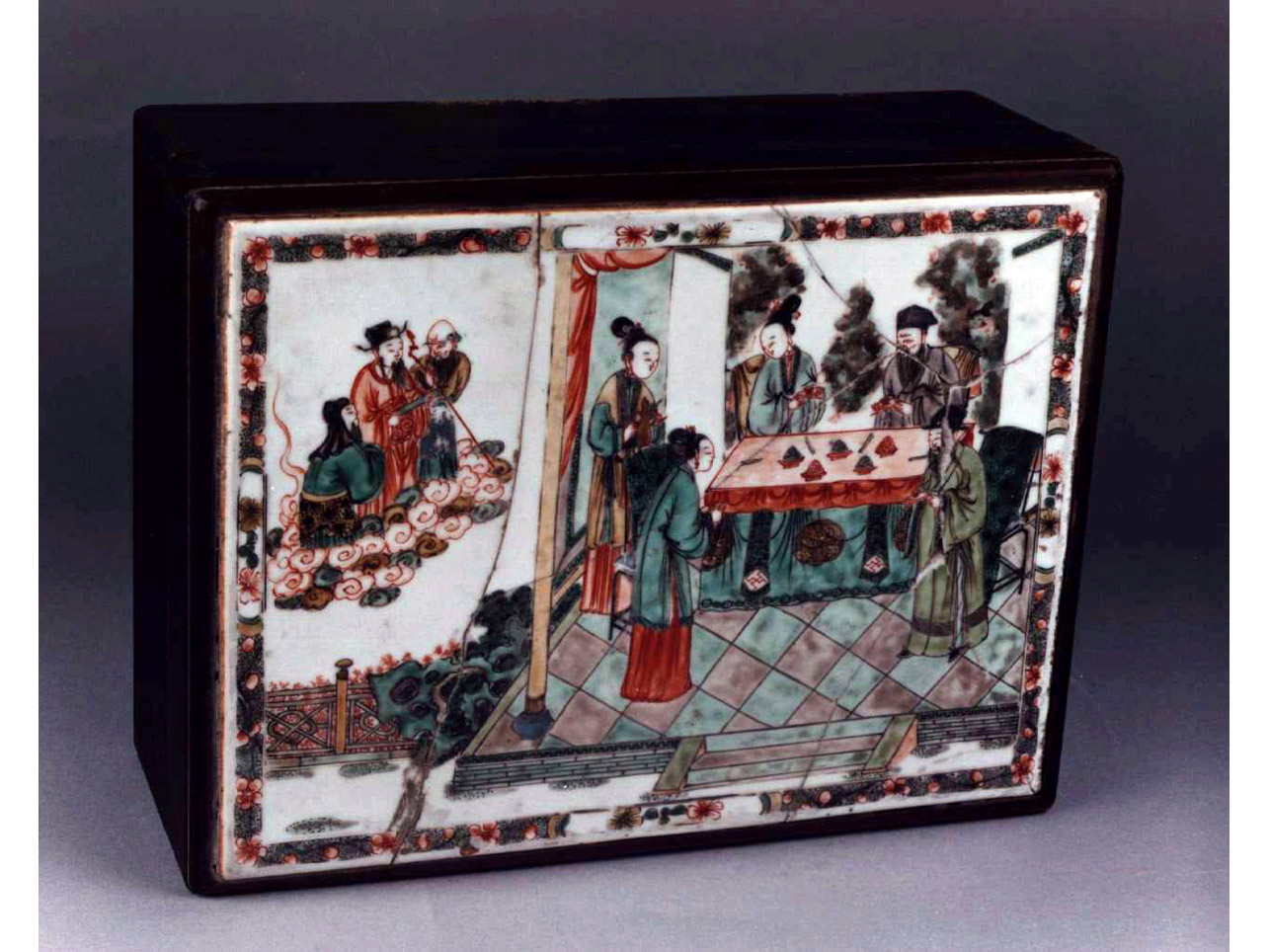 scena di vita orientale (scatola) - manifattura cinese (secc. XVII/ XVIII)