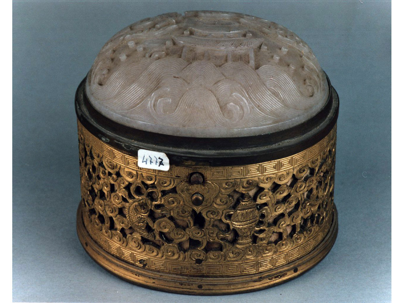 motivi decorativi vegetali e animali (scatola) - manifattura cinese (sec. XVIII)