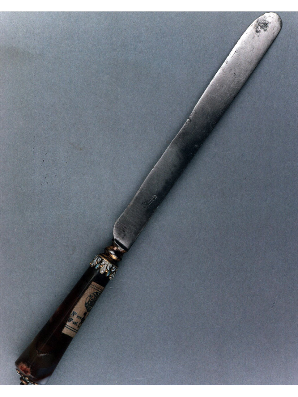 motivi decorativi vegetali (coltello) - bottega inglese (metà sec. XVII)