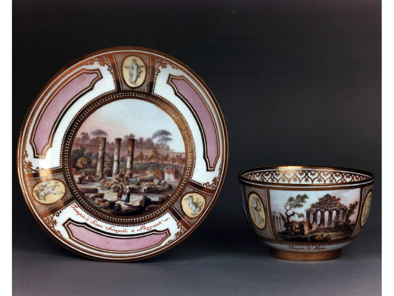 paesaggio (tazza) - Real Fabbrica di Napoli (secc. XVIII/ XIX)