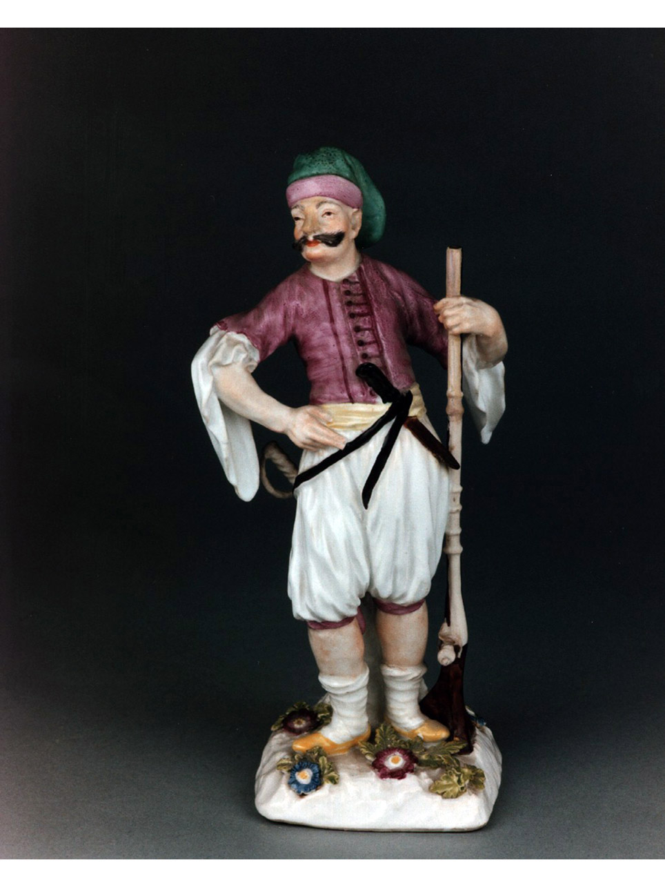guerriero albanese (statuetta) di Kaendler Johann Joachim (sec. XVIII)
