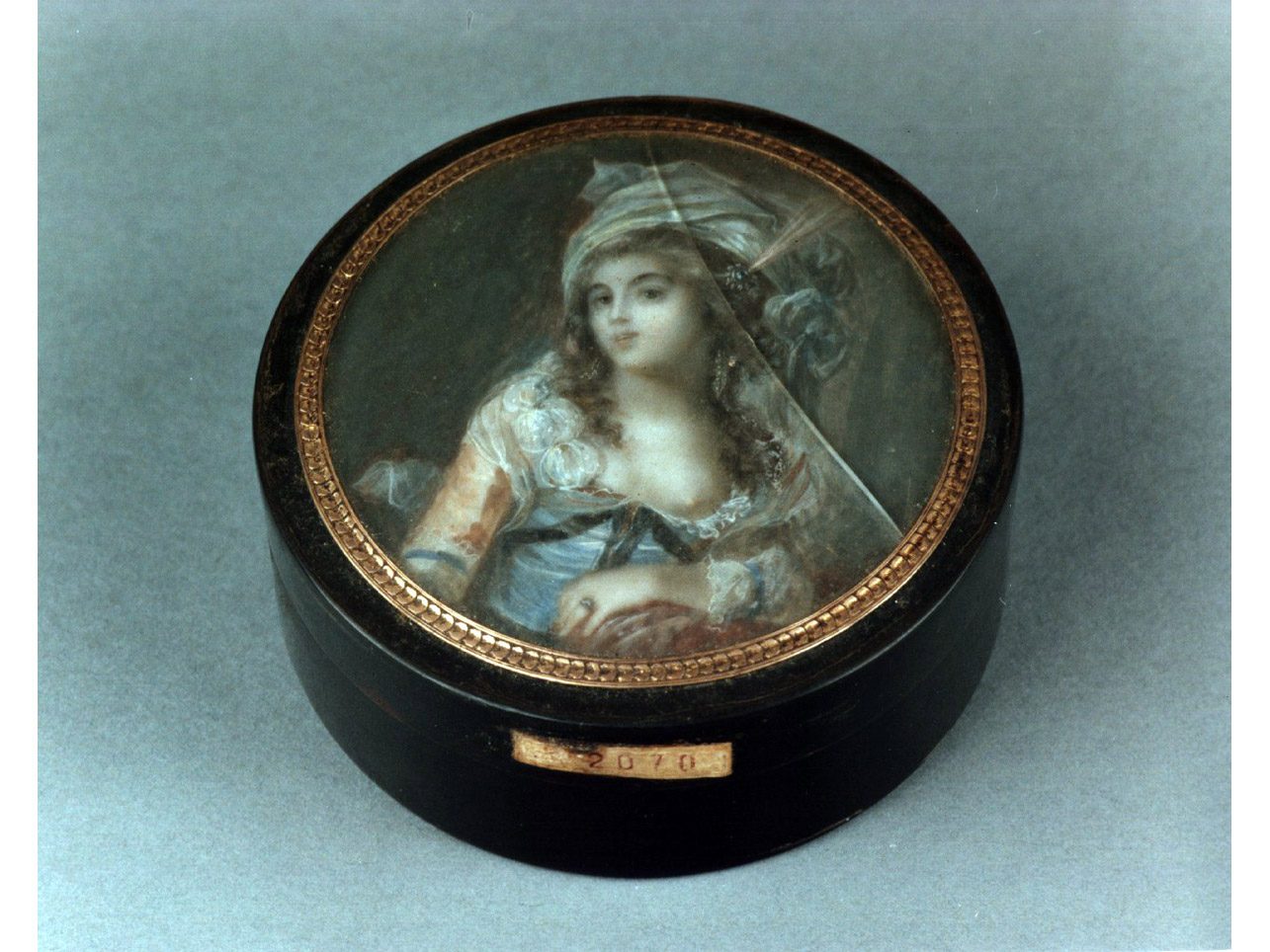 ritratto di donna (scatola) - bottega francese (fine sec. XVIII)