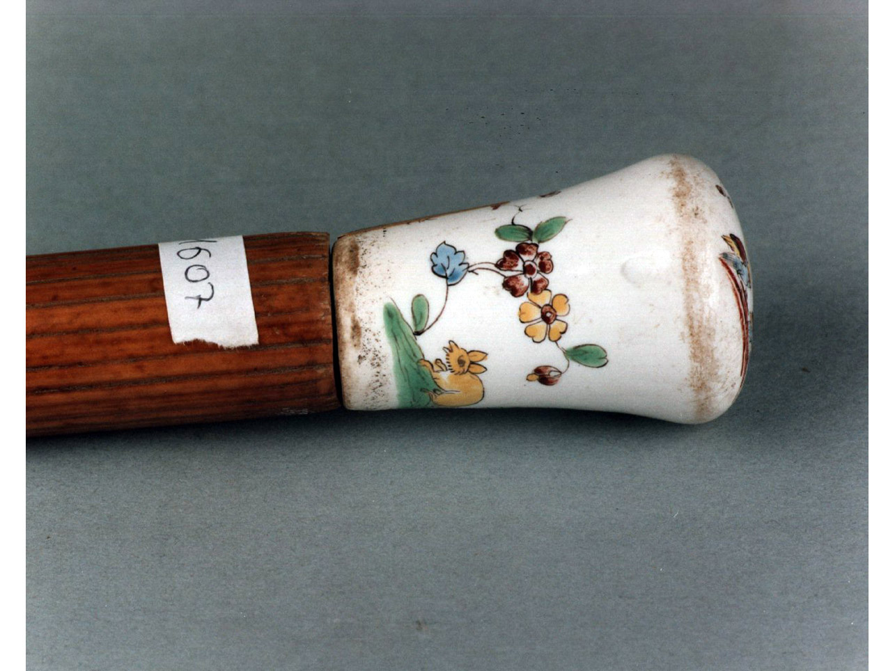 motivi decorativi vegetali e animali (bastone) - manifattura francese (sec. XVIII)