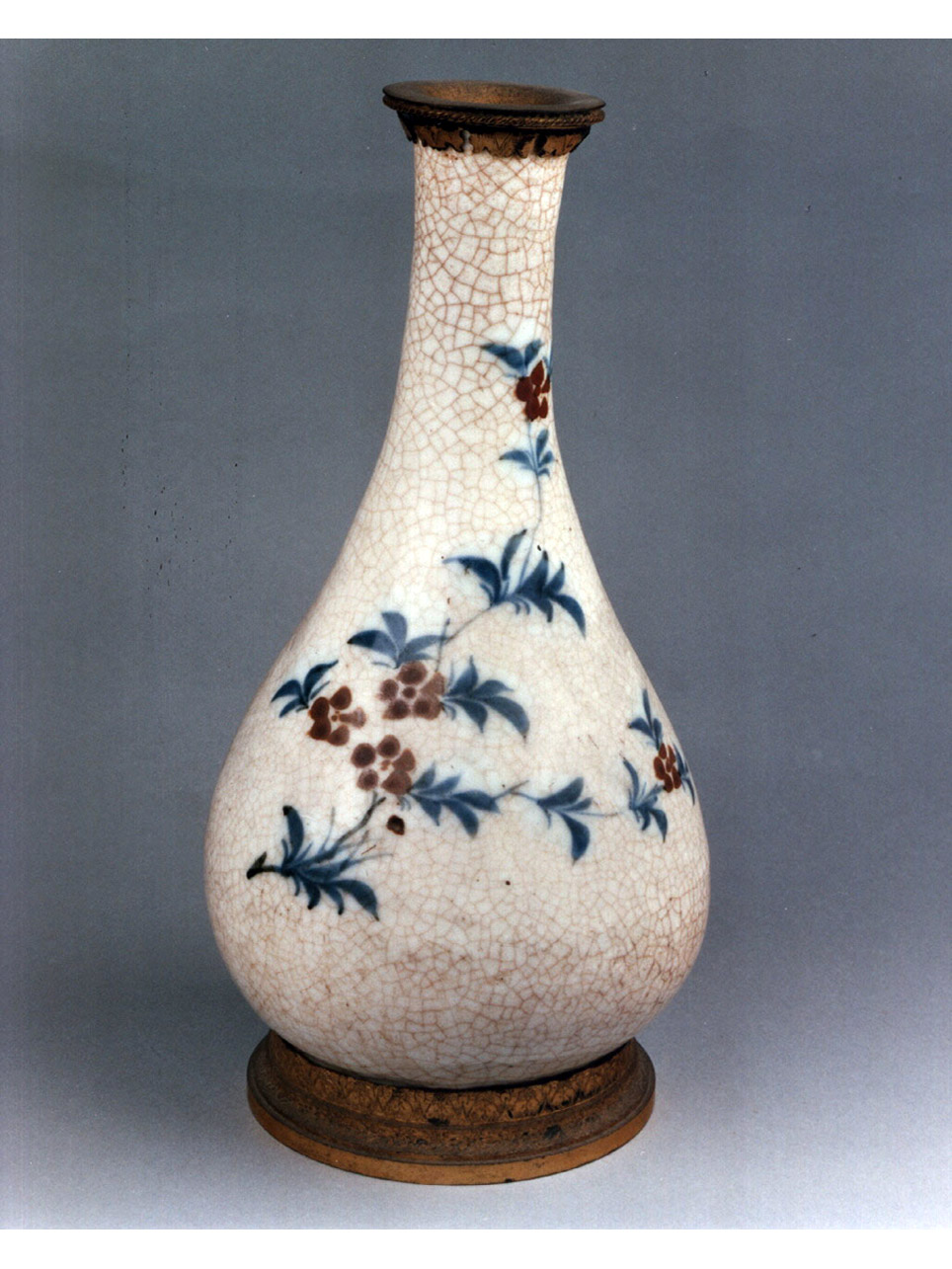 motivi decorativi floreali (bottiglia) - manifattura cinese (sec. XVII)