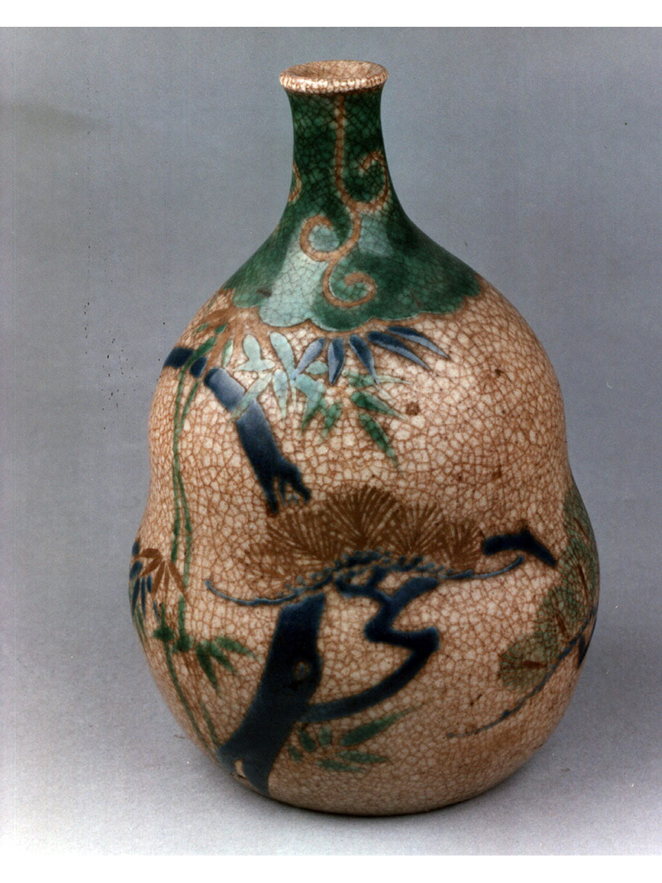 motivi decorativi vegetali (vasetto) - manifattura di Kyoto (fine/inizio secc. XVII/ XVIII)