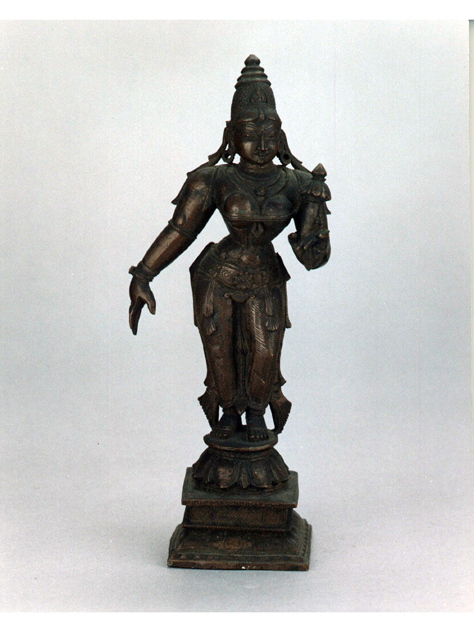 figura femminile (statuetta) - manifattura indiana (secc. XVIII/ XIX)