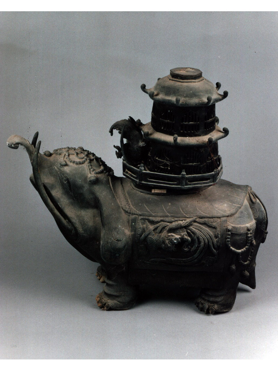 elefante (bruciaprofumi) - manifattura cinese (sec. XVIII)