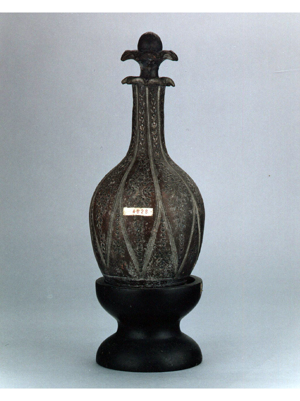 motivi decorativi floreali (bottiglia) - manifattura Asia minore (sec. XVIII)