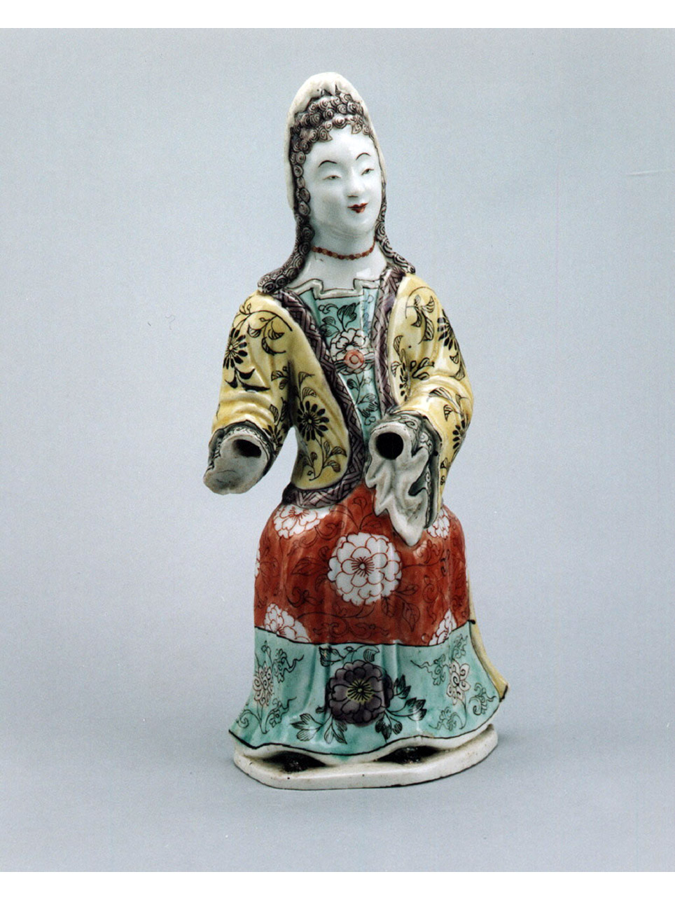 figura femminile (statuetta) - manifattura cinese (primo quarto sec. XVIII)