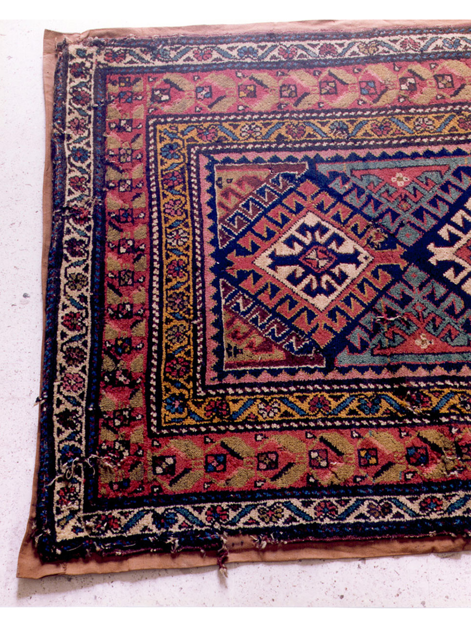 motivi decorativi vegetali stilizzati (tappeto) - manifattura russa (sec. XIX)