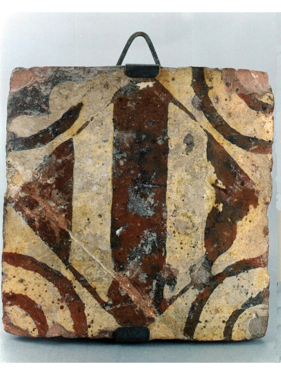 motivi decorativi geometrici (mattonella) - bottega inglese (secc. XIII/ XIV)