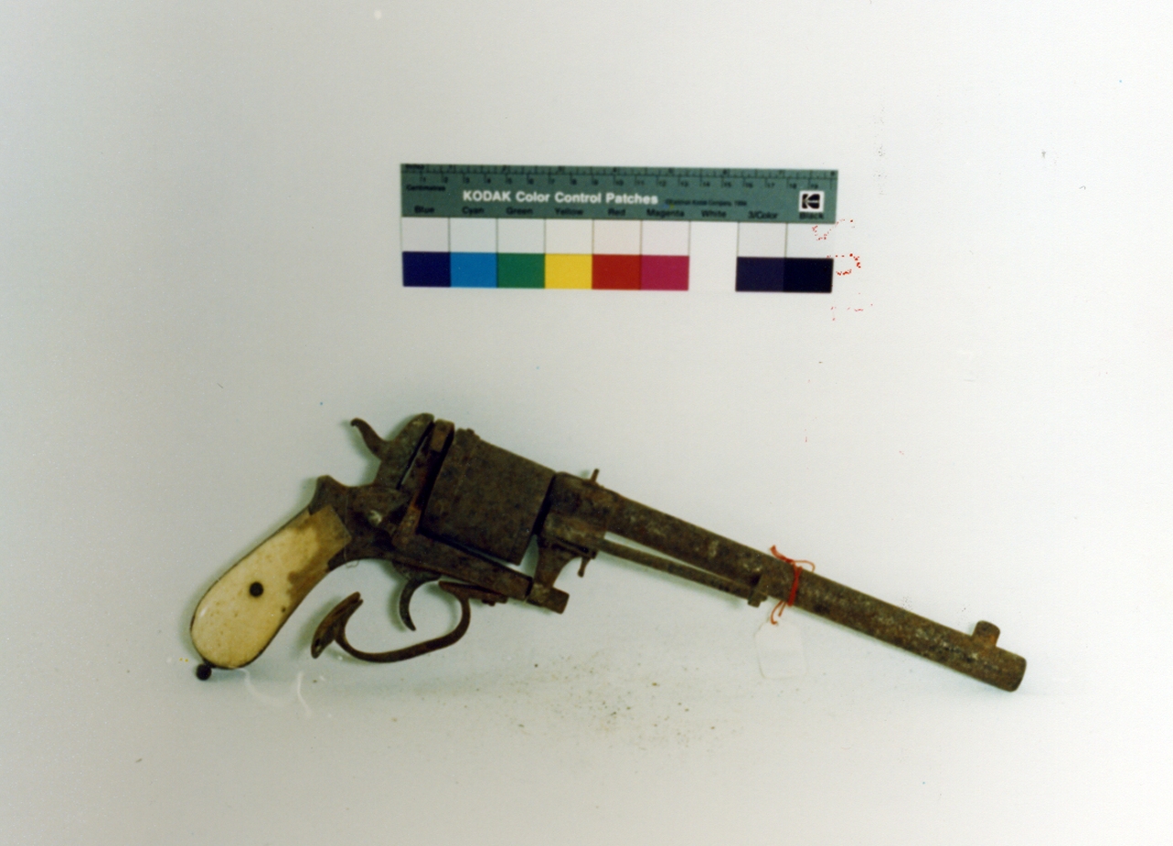 pistola - bottega napoletana (sec. XIX)