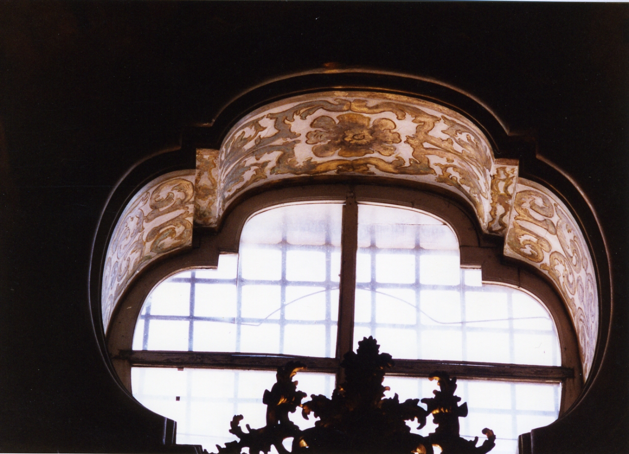 motivi decorativi a girali (dipinto) - bottega napoletana (sec. XVIII)