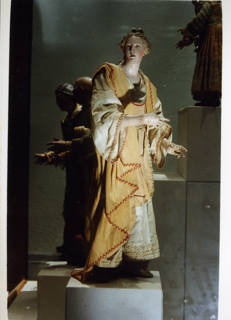 figura femminile (statuetta di presepio) di Sanmartino Giuseppe (seconda metà sec. XVIII)