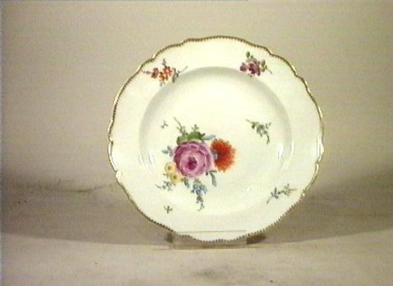 motivi decorativi floreali (piatto) - manifattura di Meissen (sec. XVIII)