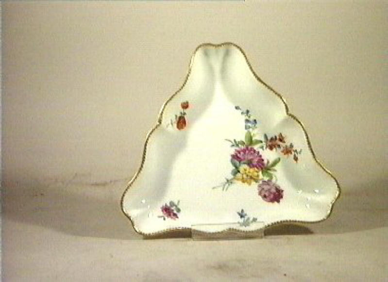 motivi decorativi floreali (piatto da portata) - manifattura di Meissen (sec. XVIII)