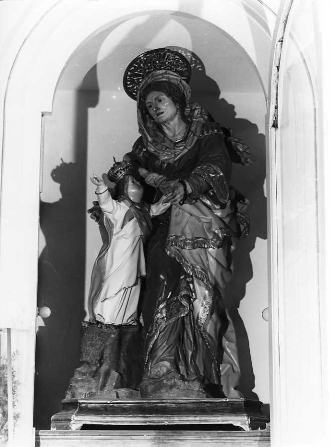 Maria Vergine bambina e Sant'Anna (gruppo scultoreo) di Verzella Francesco (prima metà sec. XIX)